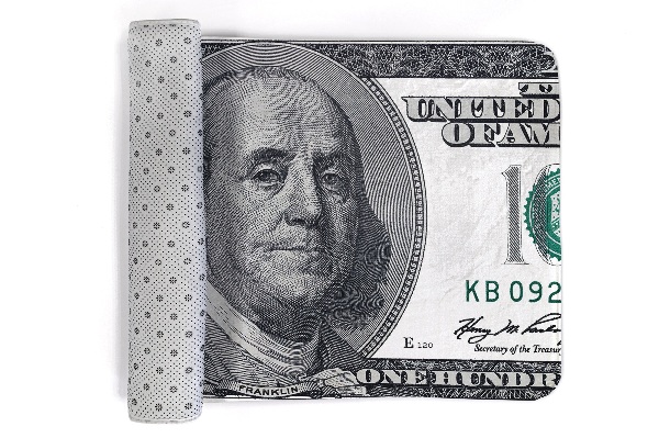 Moderni tepih novčanica od 100 dolara